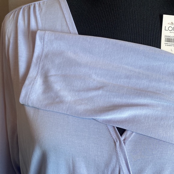 LOFT Women’s V-Neck Faux Wrap Top Pale Blue sz L NWT - Picture 4 of 7